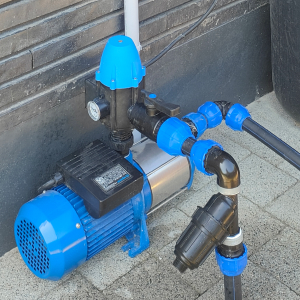 Насос Акварио для автополива Обвязка емкости и насоса внутри помещения