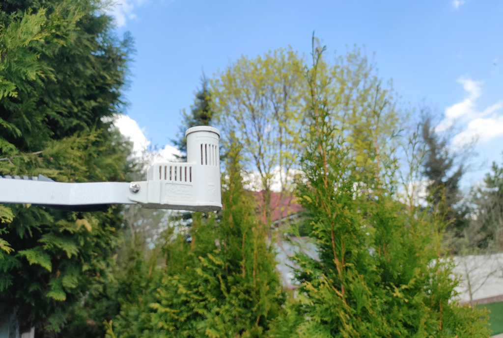 Датчик дождя Hunter установка на заборе